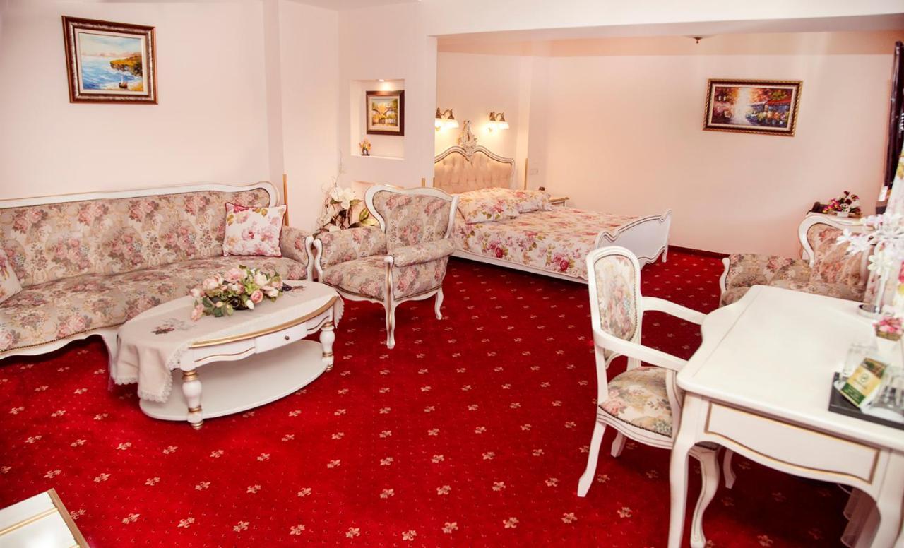 Boutique Hotel Vsk Kentavar Drjanowo Exterior foto